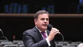 Deputado baiano que subiu em palanque petista não recebe doação do PL