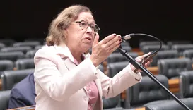 Lídice revela motivo de desistência da suplência de Wagner