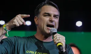 Flávio reage a fala de Kassab e critica candidatura de Caiado