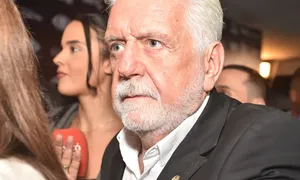 Wagner classifica chapa de oposição na Bahia como "anti-Lula" e questiona alianças