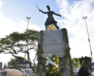 2 de Julho: projeto que torna Salvador capital do Brasil avança