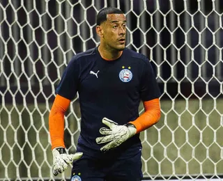 Bahia confirma lesão de Léo Vieira, substituído com dores no joelho