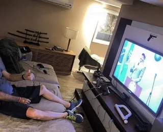 Bolsonaro pode assistir aos jogos da Copa na prisão domiciliar?