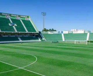 Clube histórico recebe proposta de SAF de R$ 1 bilhão e novo estádio