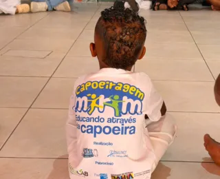 Capoeira vira instrumento pedagógico em escola comunitária de Salvador