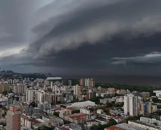 Ciclone extratropical atinge o Brasil com tempestades nesta quinta (20/08)