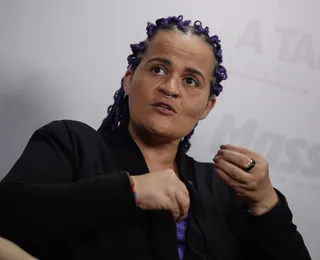 Delliana Ricelli defende fim da escala 6x1: "É perversa"