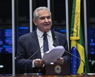 Escala 6x1: Angelo Coronel se manifesta sobre voto em PEC