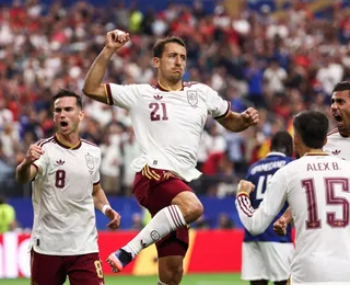 Espanha domina a França e avança à final de Copa do Mundo