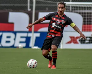 Ex-jogador do Vitória é preso por suspeita de violência doméstica