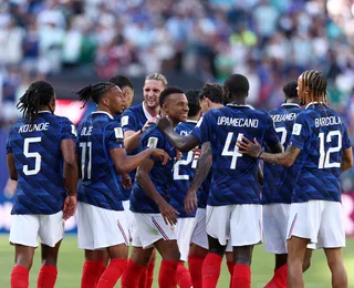 França x Iraque pode ser paralisado por risco de raios na Copa