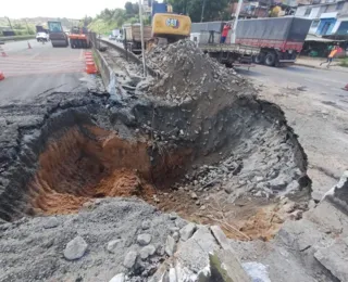 Governo federal decreta situação de emergência na BR-324 após cratera