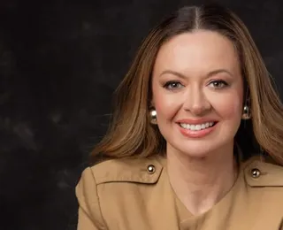 Isabela Suarez celebra aniversário amanhã em clima de torcida