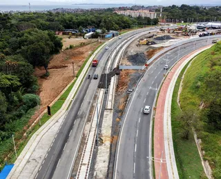 Com avanço do VLT, nova Estrada do Derba é inaugurada em Salvador