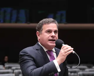 Deputado baiano que subiu em palanque petista não recebe doação do PL