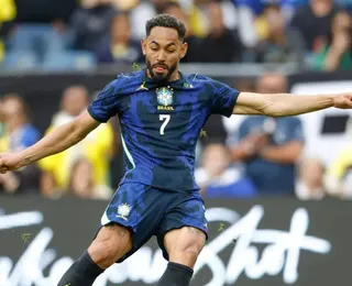 Matheus Cunha afasta 'fantasma de 2022' e brilha com a 9 do Brasil