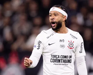 Memphis Depay acerta renovação com Corinthians após novela