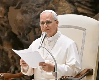 Papa Leão XIV revoga decisão de Francisco sobre salários de cardeais