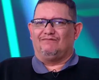 Participante do Show do Milhão perde prêmio de R$ 100 mil após pedir ajuda dos universitários