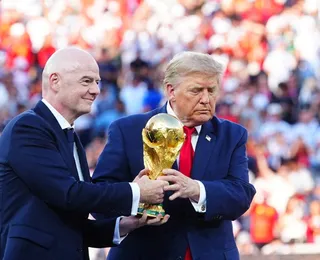 Presidente da Fifa recorre a Trump para evitar renúncia após tentar vender Copa do Mundo