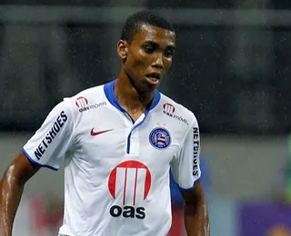 Revelado pelo Bahia, lateral é anunciado por clube de Enderson Moreira
