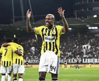 Revelado pelo Bahia, Talisca brilha na Champions e bate recorde