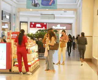 Empresa diz que não tem substituta e deixa funcionária 2 anos sem férias