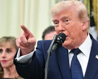 Trump admite influência na Copa do Mundo e ataca árbitro brasileiro: 'Passado suspeito'