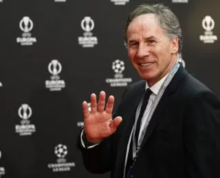 Vice do Brasil em 1994, lenda do futebol mundial morre aos 66 anos