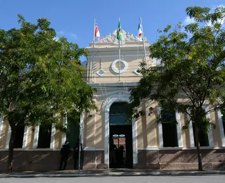 Vitória da Conquista prevê gastos de quase R$ 4 milhões em lanches e aluguel de carro