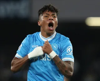 Vitória lucra R$ 12 milhões após venda de joia da base na Europa