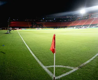 Vitória tem negociação avançada com artilheiro do futebol nacional