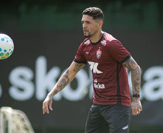 Zagueiro deixa o Vitória e abre espaço para chegada de novo reforço