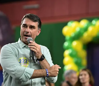 Flávio Bolsonaro deve cumprir agenda de campanha na Bahia em setembro