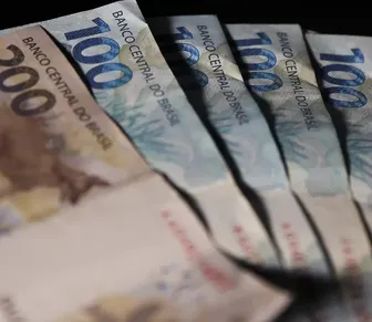 Idosa tem R$ 300 mil retirados de conta em banco e descobre empréstimo que não fez