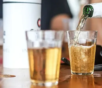 Imposto do pecado: bebidas alcóolicas e cigarros devem ficar mais caros em 2027