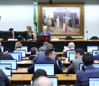 Maioridade penal: CCJ retoma votação de PEC nesta quarta-feira