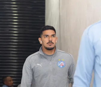 Pivô em derrotas do Bahia, João Paulo é defendido por Rogério Ceni