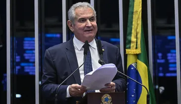 Escala 6x1: Angelo Coronel se manifesta sobre voto em PEC