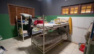 Internos são resgatados de clínica onde eram torturados, afogados e chicoteados na RMS