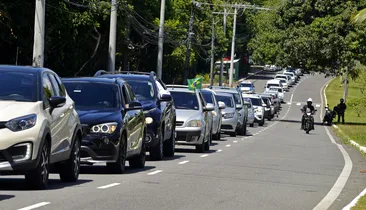 Veículos leves crescem no Brasil e recuam em Salvador