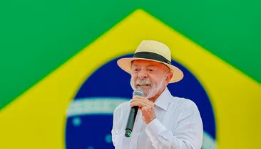 Lula culpa “segundo escalão” de Trump por crises com Brasil
