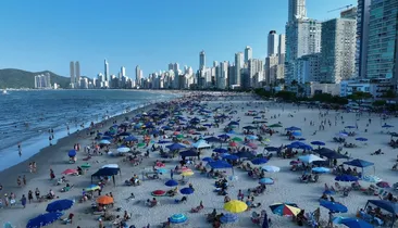 Briga entre brasileiros e argentinos gera caos em famoso destino turístico
