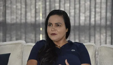 Prefeita de Lauro de Freitas cobra apuração rígida após escandâlo envolvendo presidente da Câmara
