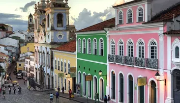 Bahia lidera turismo internacional no Nordeste em 2026