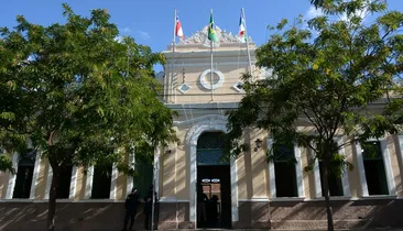 Vitória da Conquista prevê gastos de quase R$ 4 milhões em lanches e aluguel de carro
