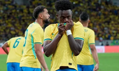 De qual país da Copa é essa bandeira?