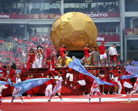 Abertura da Copa do Mundo no Canadá é detonada nas redes sociais