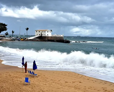 Alerta! Banho de mar não é recomendado em Salvador neste fim de semana