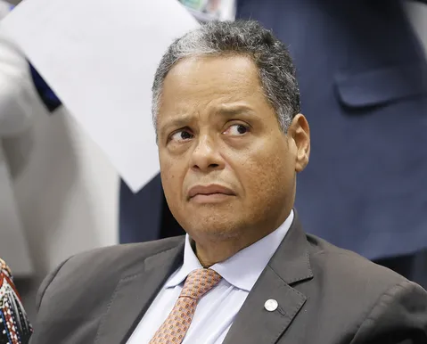 Antonio Brito vive impasse após entrada de Kassab na disputa à Presidência